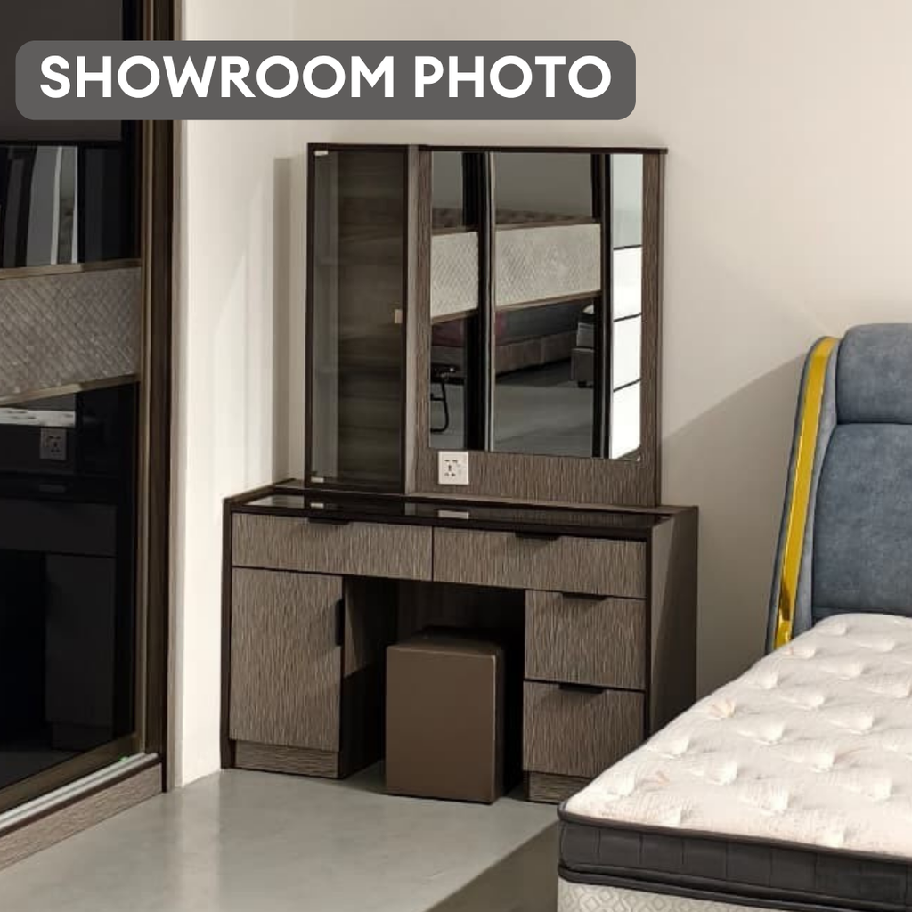 Claudia Dressing Table | 140-09