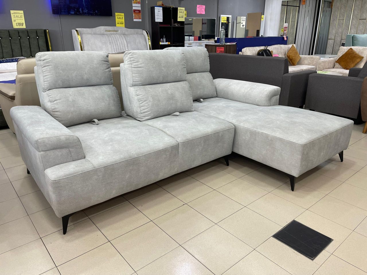 Fabey Push Back L-Shape Sofa | 108-28