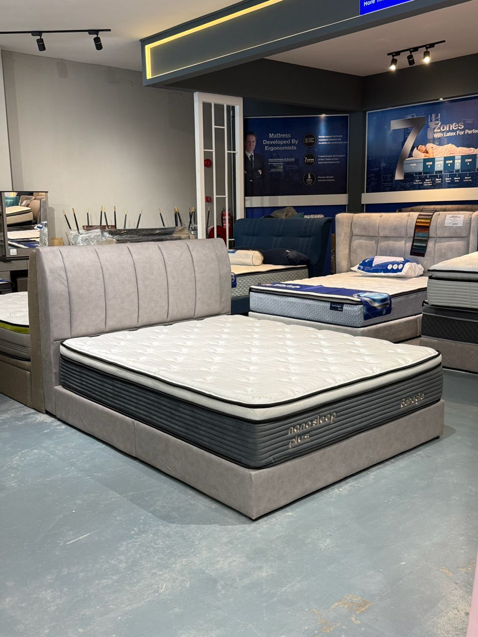 Softelle King/Queen Bedframe | 151-26